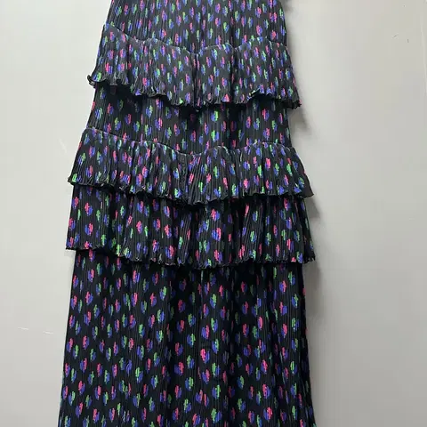 럭키슈에뜨 쉬폰 캉캉 러플 스커트