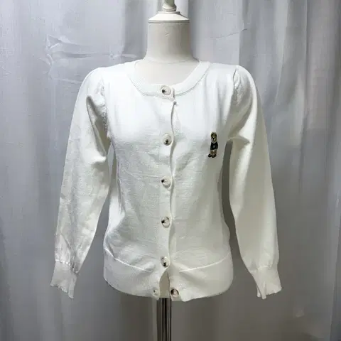 곰돌이 자수 패치 라운드넥 니트 가디건