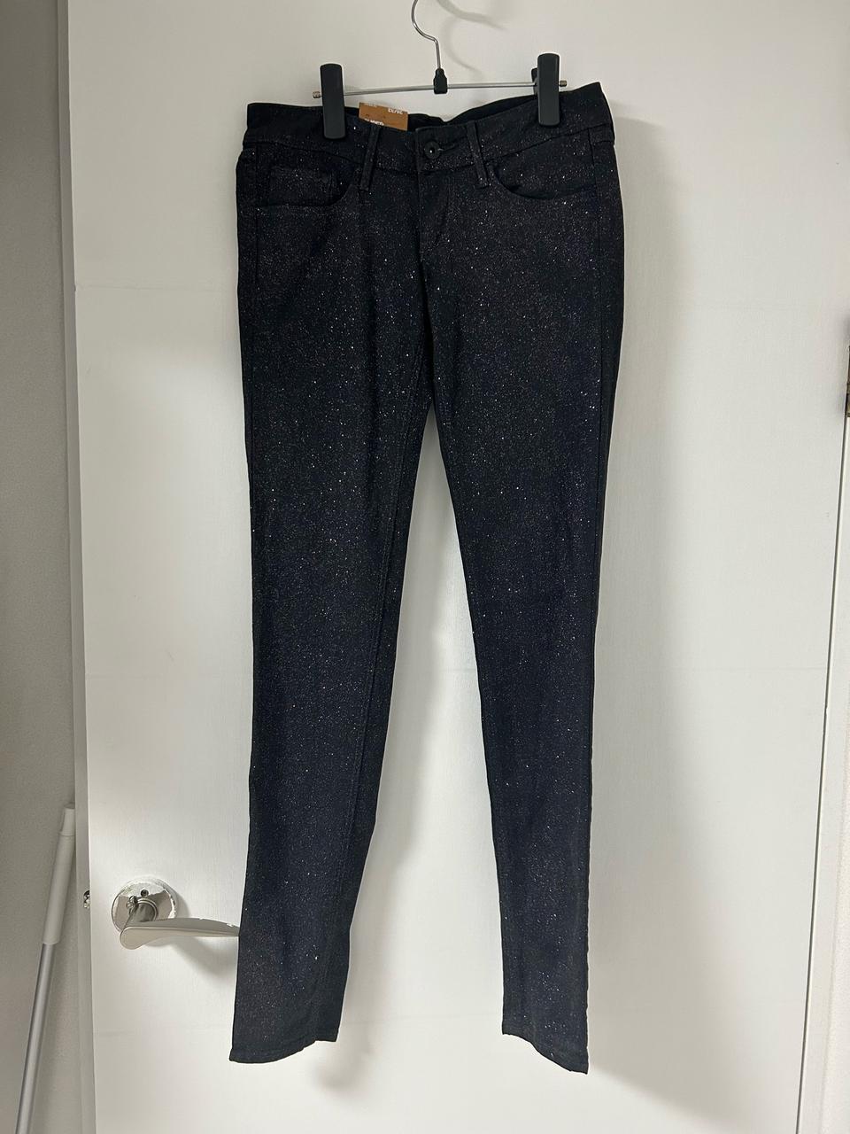 (새제품) H&M 블랙 반짝이 쫀쫀 스판 스키니진 팬츠