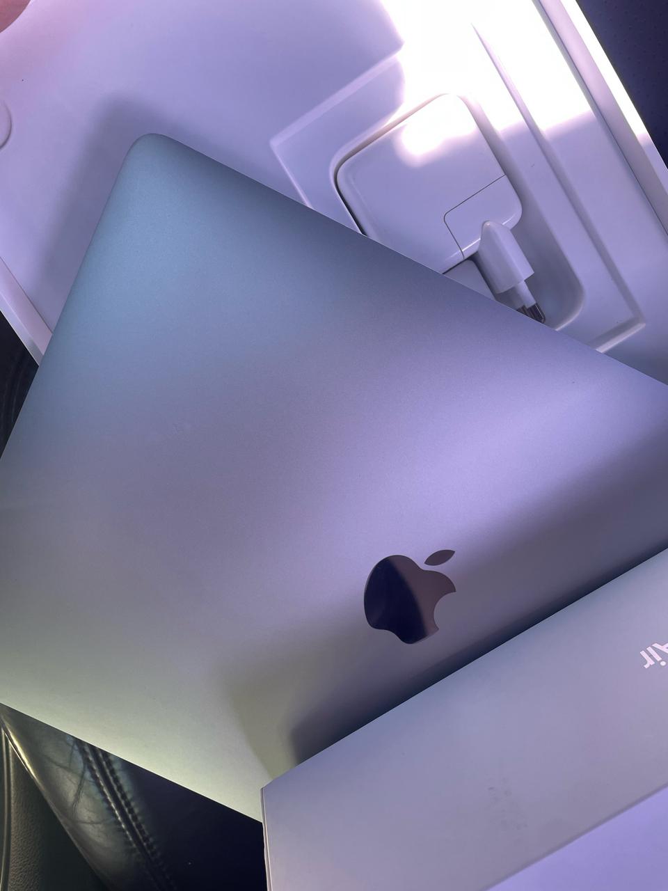 맥북에어 2020 / 512