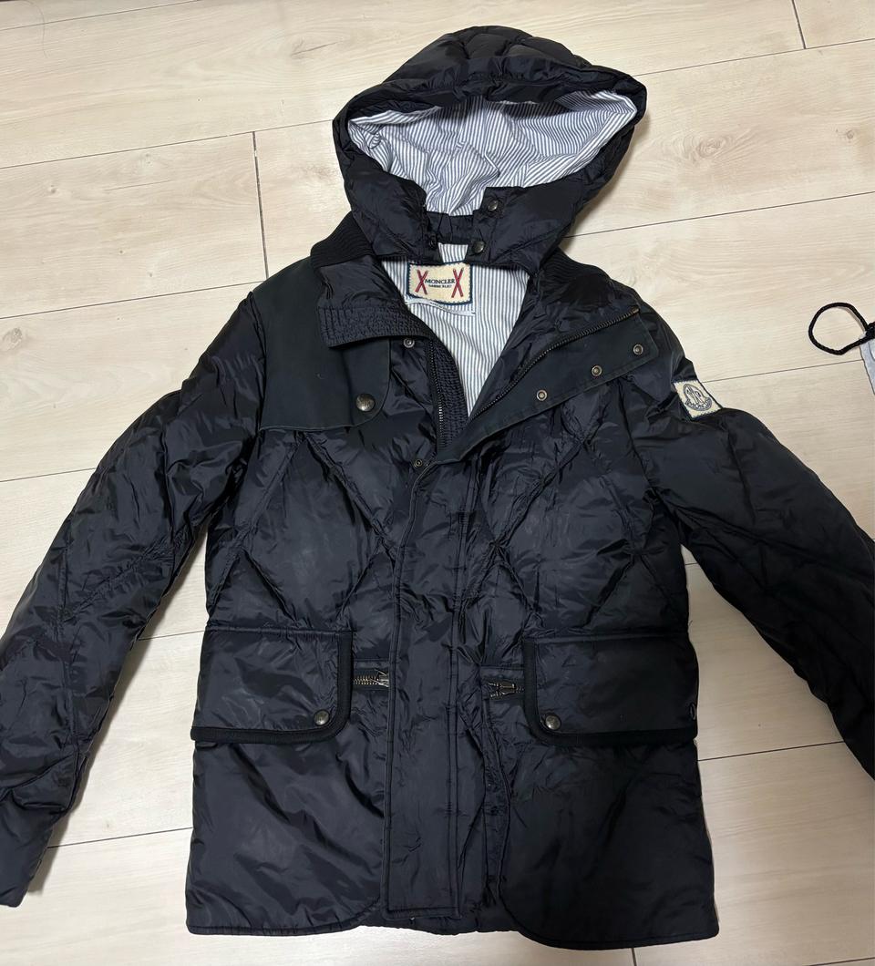 몽클레어 정품 감마블루 패딩 점퍼+정품 감정서