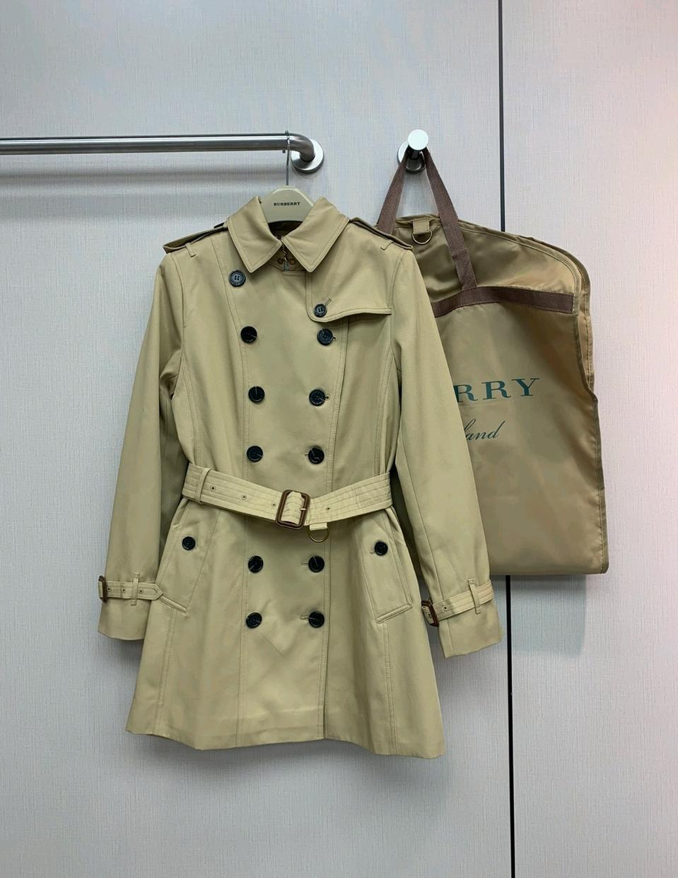 버버리 미들 s-사이즈 주문 가능