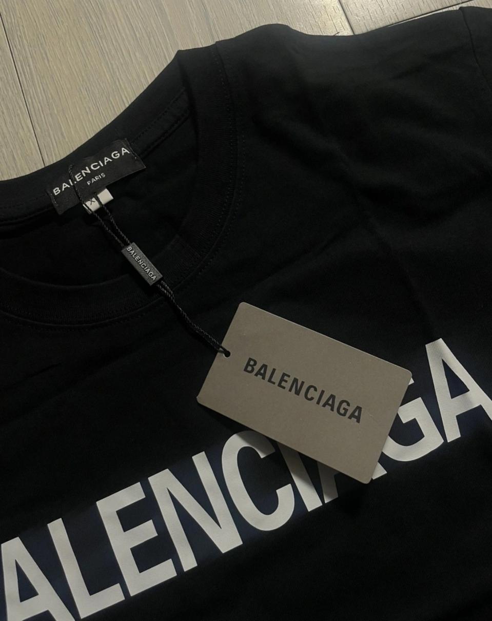 발렌시아가 반팔티 XL