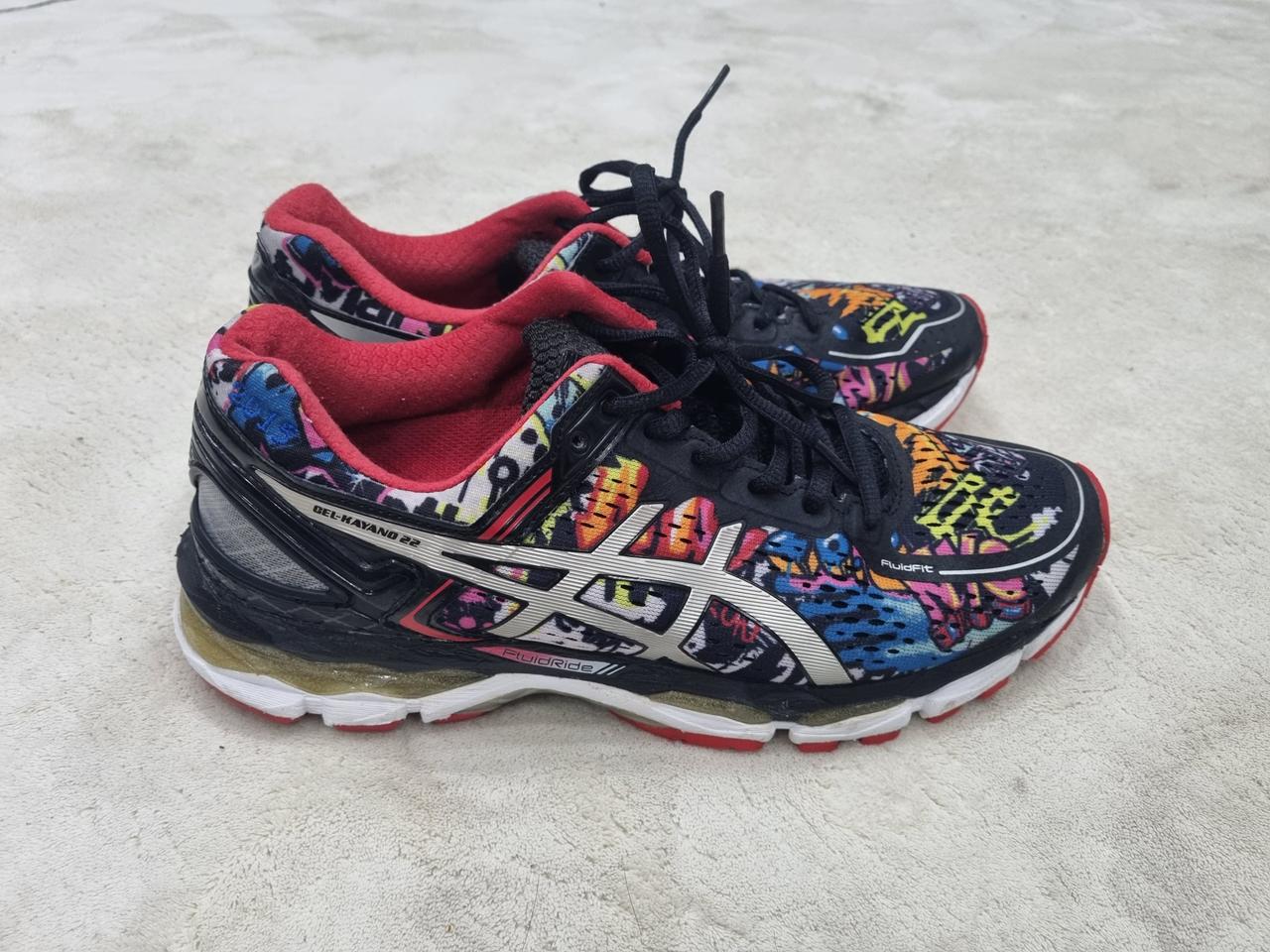 아식스젤카야노22뉴욕한정판