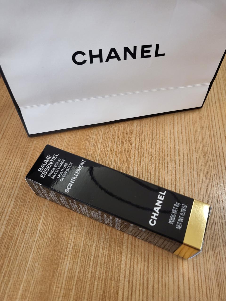 새상품 샤넬 바움 에쌍시엘 글로우 스틱(셍티멍)