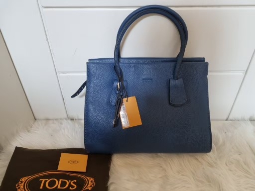 *새상품*토즈 노트 토드백 미듐사이즈 (데일리백으로 좋아요)