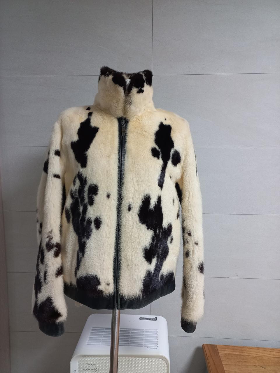 재규어 휘메일 밍크코트