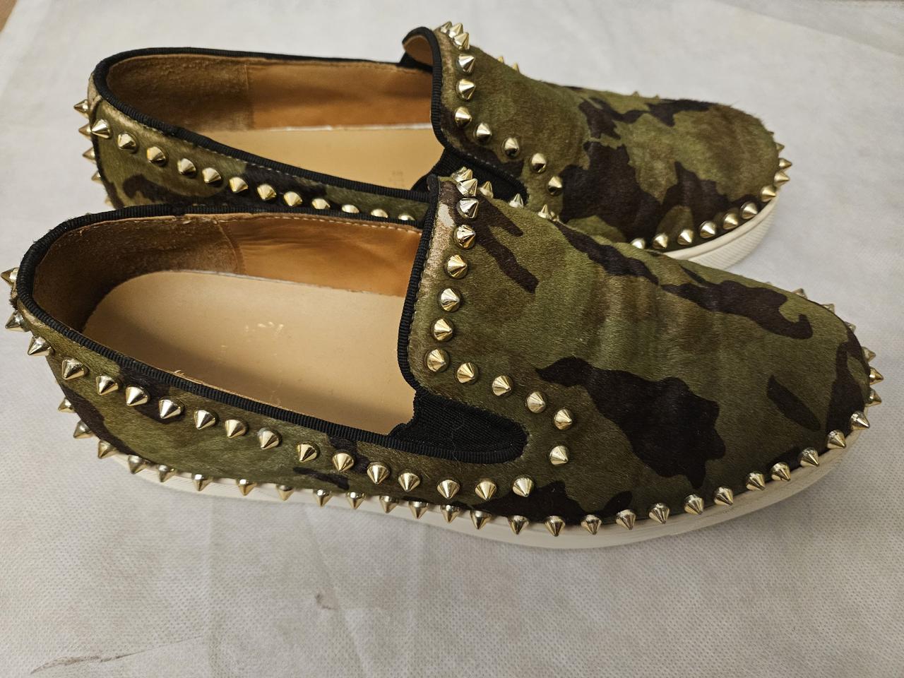 크리스찬루부탱 정품 슬립온 260사이즈