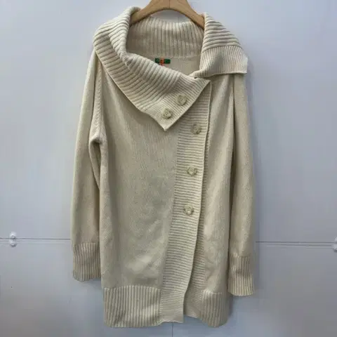 베네통 울100 니트자켓