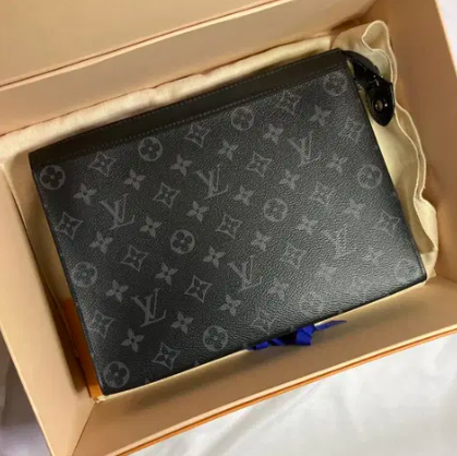 [당일배송] 루이비통 모노그램 포쉐트 이클립스 클러치