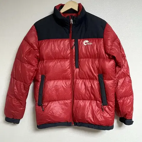 네파 구스다운 싸게 던집니다