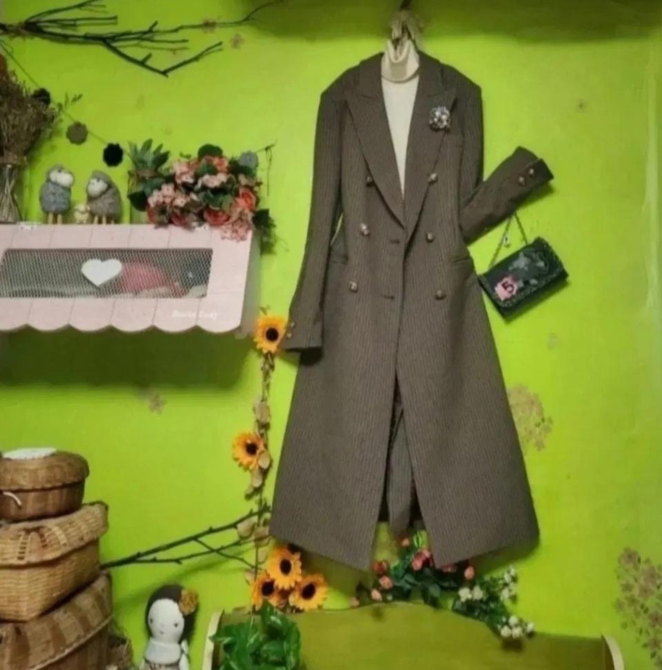 하객룩/ 오피스룩/ 데이트룩/ 잔체크 / 더블단추 롱코트