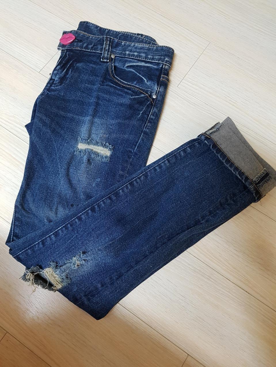 입술포인트찢청바지