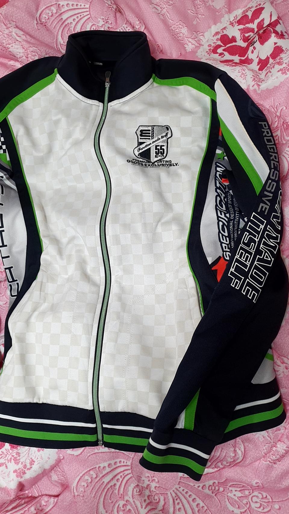 간지나는 exr 집업 105