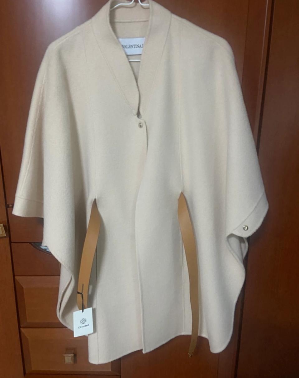 케이프 핸드메이드코트