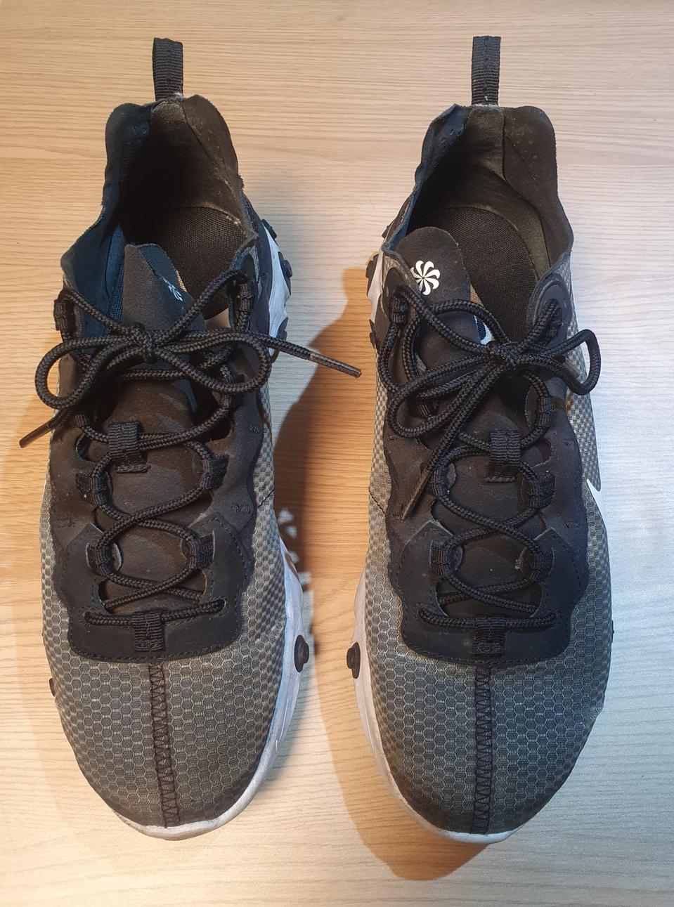 나이키 리액트(270)