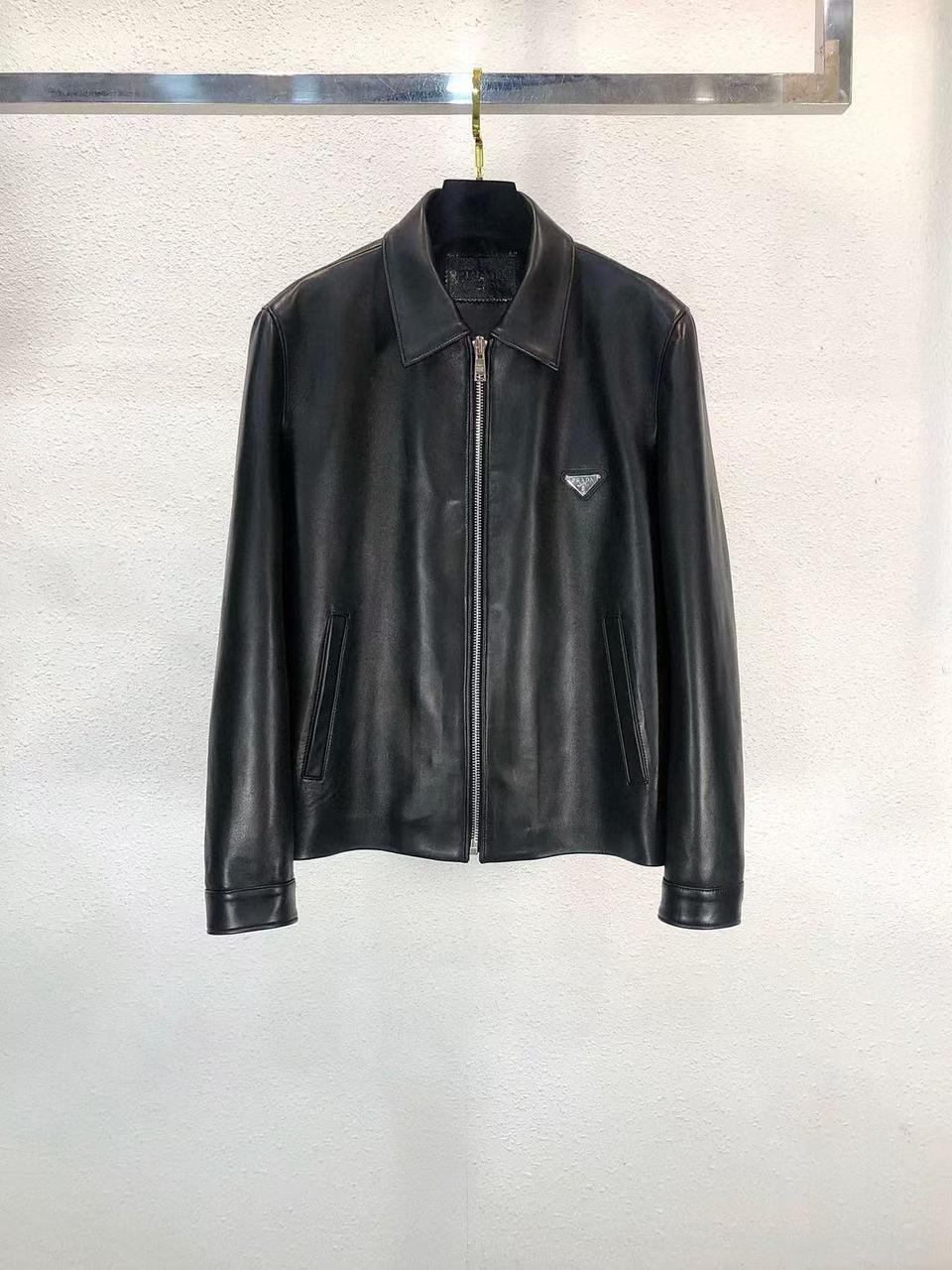 프라다 양가죽 m-사이즈 주문가능
