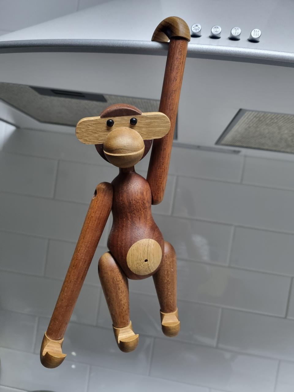 원숭이목각인형