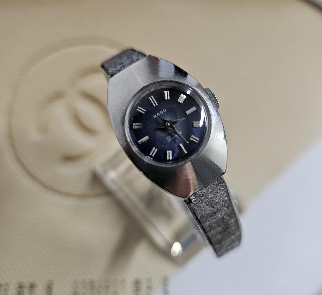 빈티지 라도 여성용 수동태엽식 메탈 시계