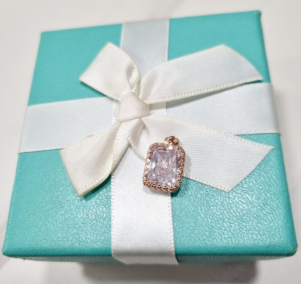 특가)14k큐빅 펜던트 핑크골드 새상품