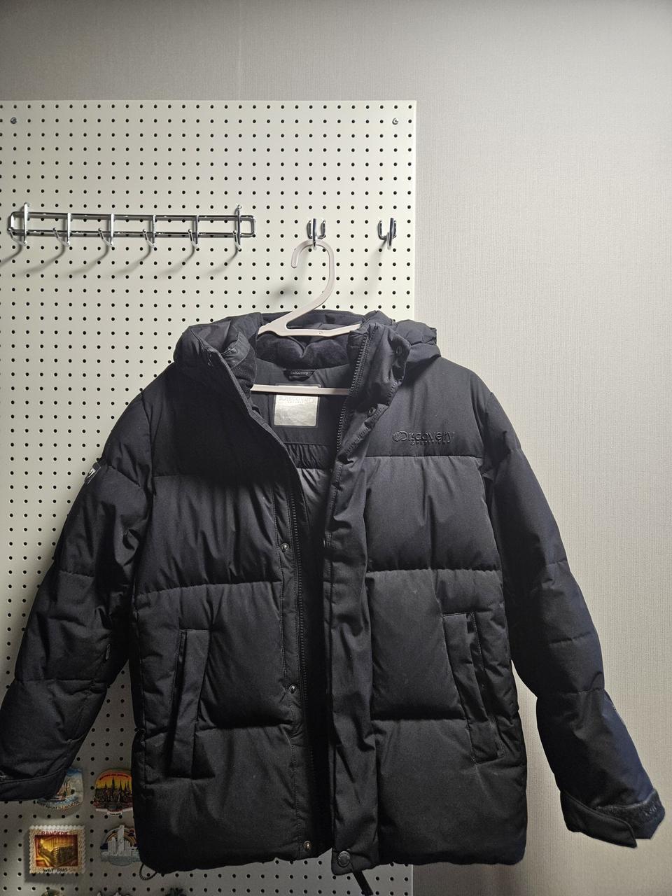 디스커버리 검정색 패딩 150