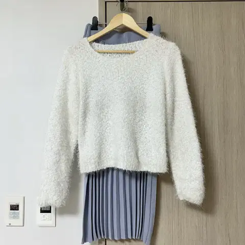 팝콘니트 화이트