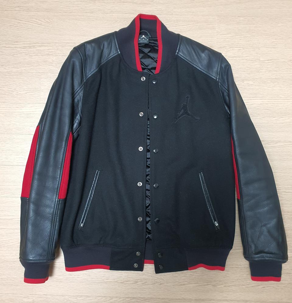 조던 스타디움쟈켓 100사이즈 25만원