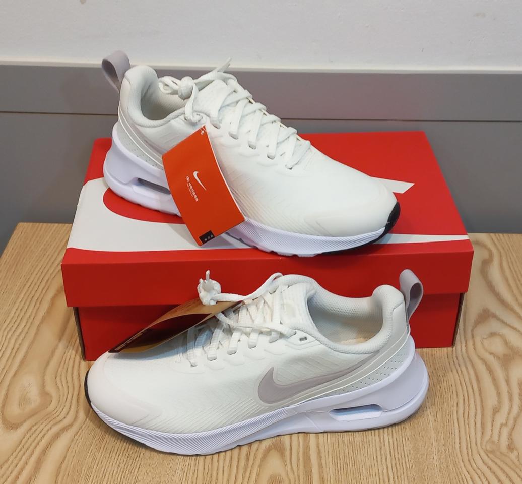 나이키 우먼스 클래식 AIR 맥스 런닝화 245 Size