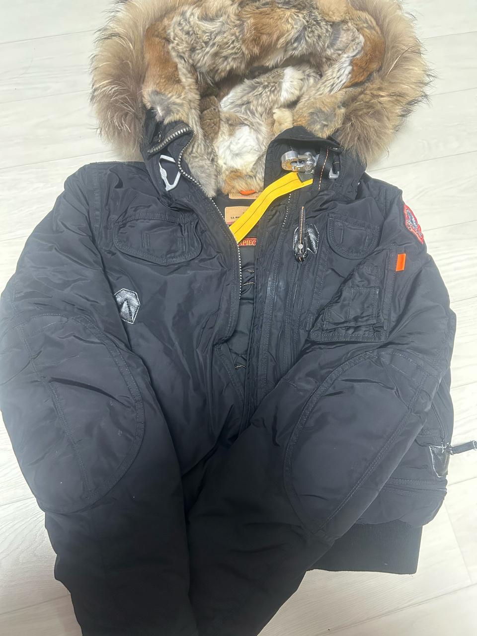 파라점퍼스 여성 패딩 팝니다[정품]