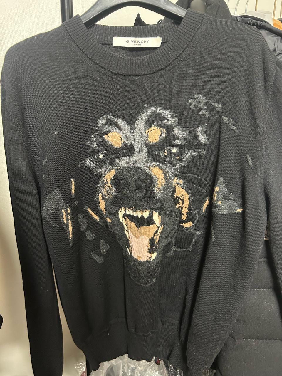 지방시 로트와일러 니트 최저가