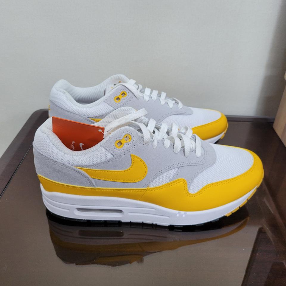 260 나이키 에어맥스 운동화 (정가는 169,000원)