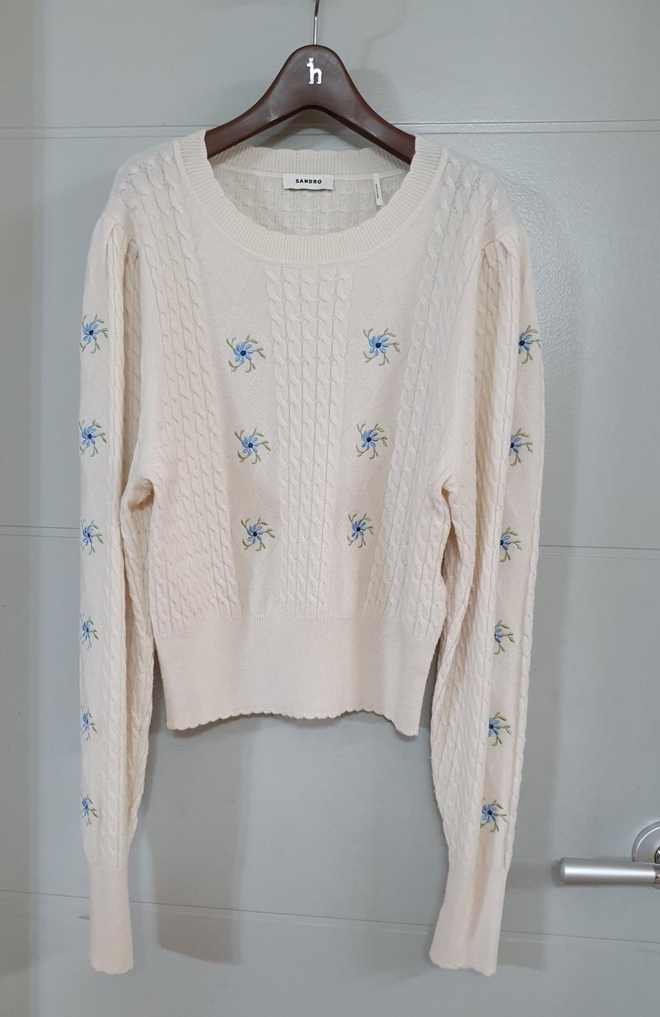 (명품) 산드로 봄 니트.