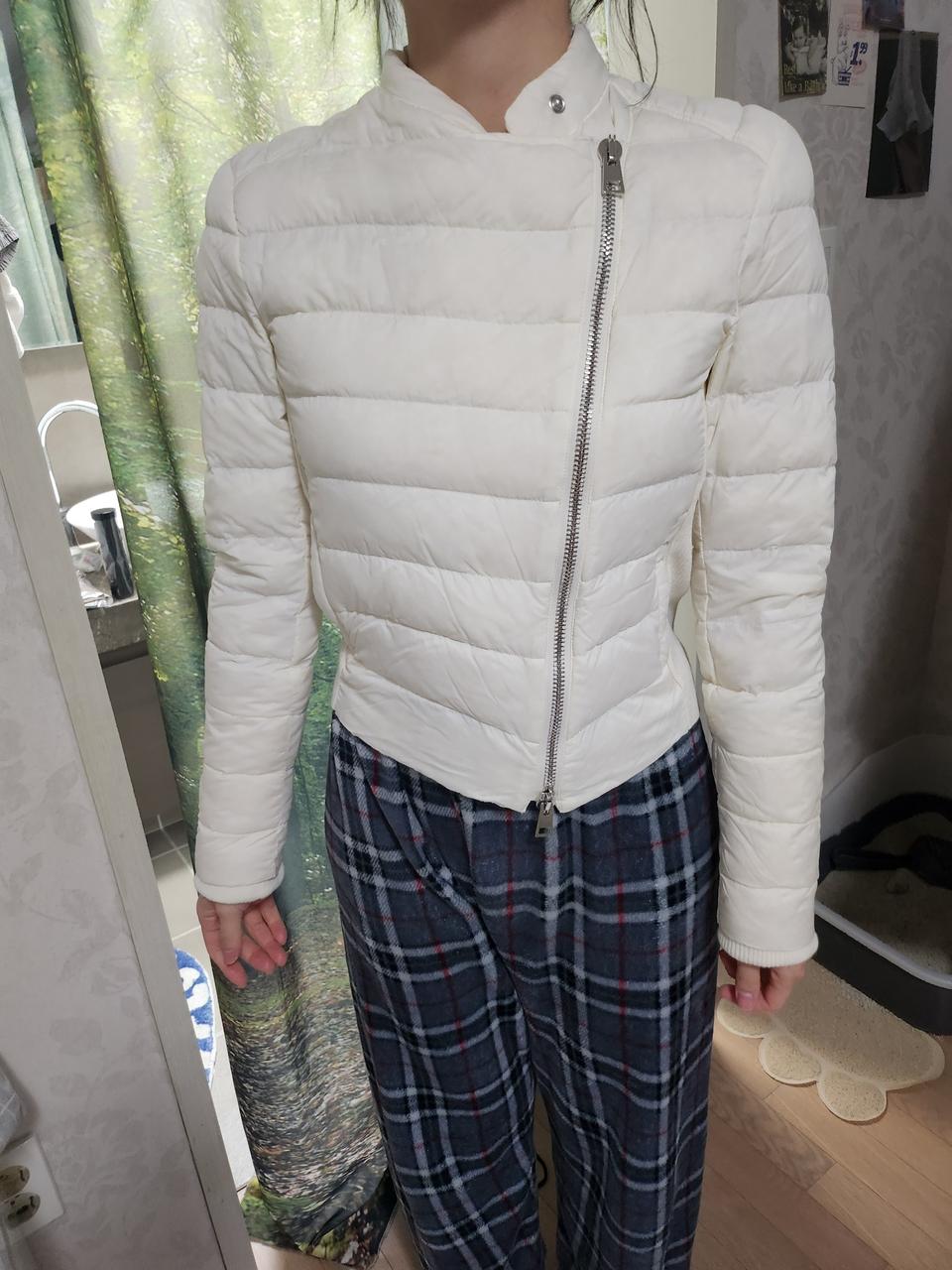 띠어리 경량패딩 P사이즈