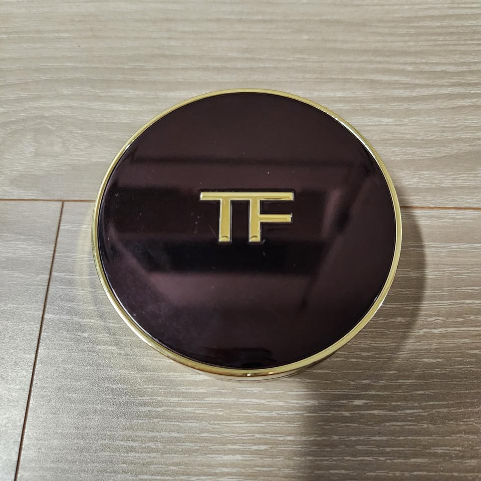 톰포드 쿠션 케이스