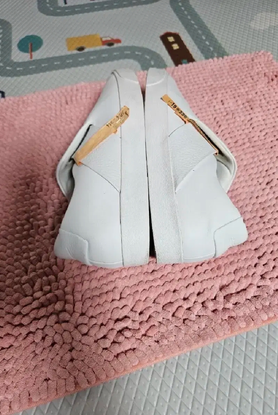 나이키 남녀공용가능 스니커즈단화245