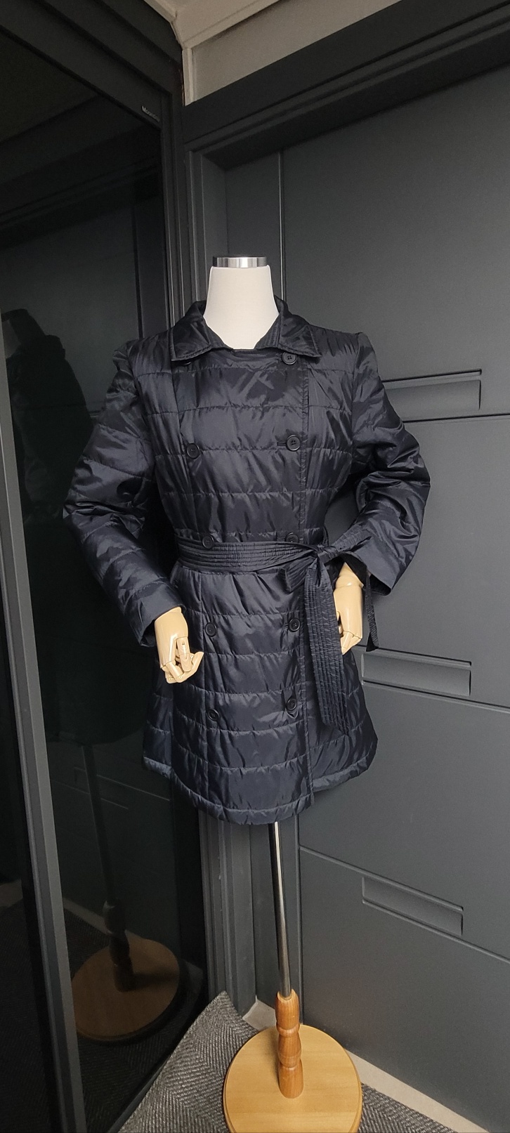 헬렌카렌 자켓  88사이즈