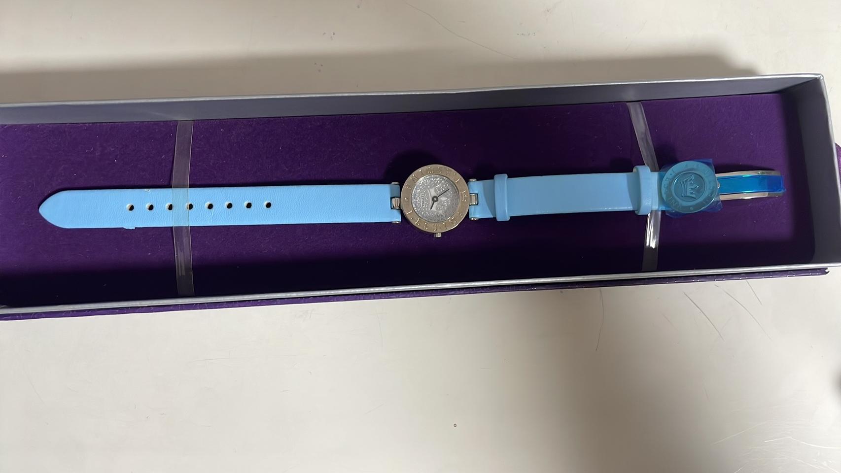 제이에스티나 손목 시계