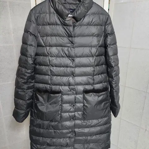 헤지스 여성롱패딩 구스패딩 여성패딩90 경량패딩