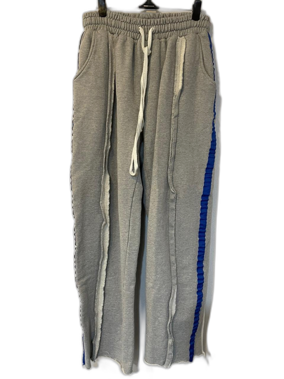 여성트레이닝바지 소재가 나이키랑 비슷