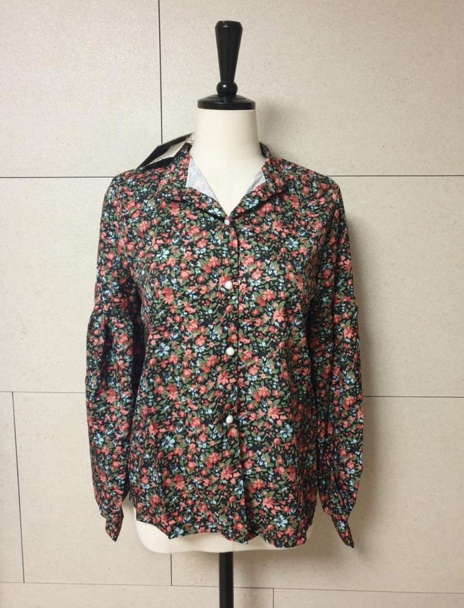 벌룬소매 플로럴 꽃블라우스 꽃남방 자켓남방