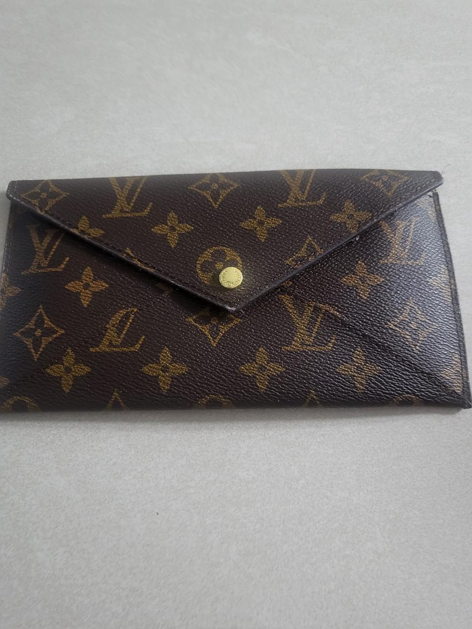 루이비통지갑