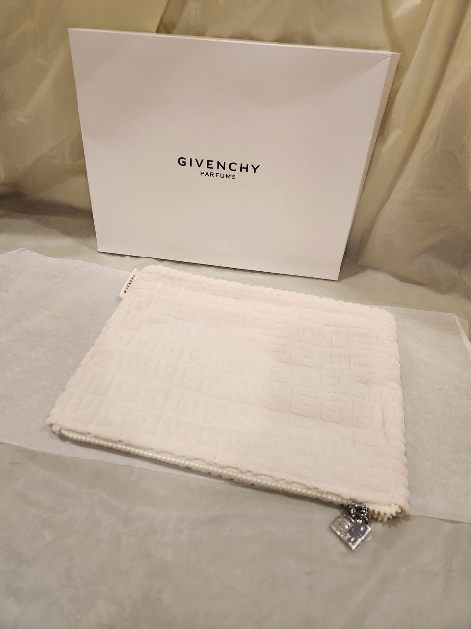 새상품/ 지방시 파우치 화장품파우치 뷰티파우치