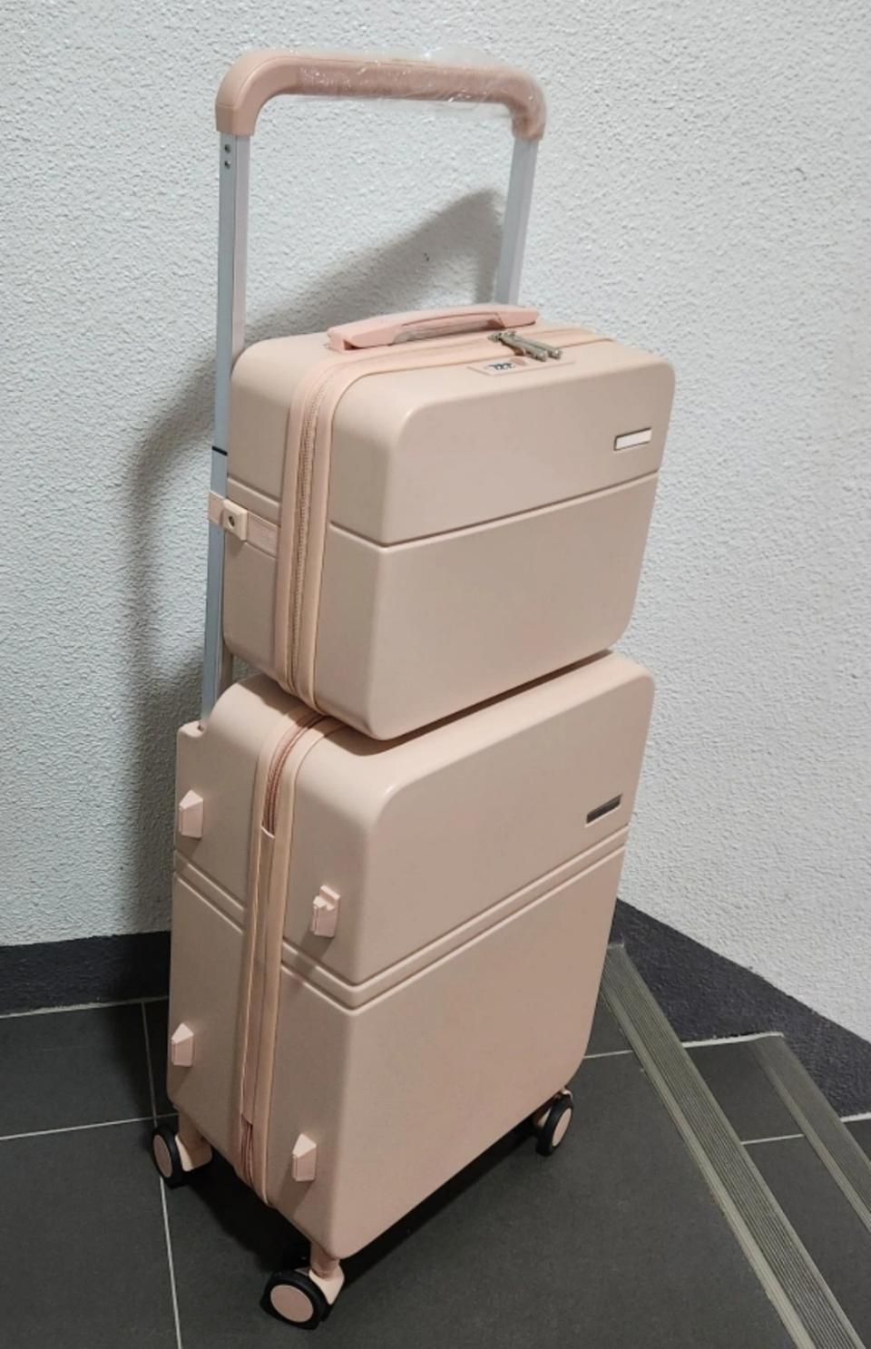 새상품 / 핑크 1+1 캐리어 판매 ( 각종기능 총집합 )