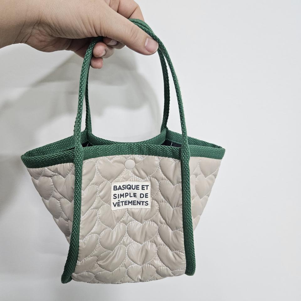 베이지하트누빔 미니토트백