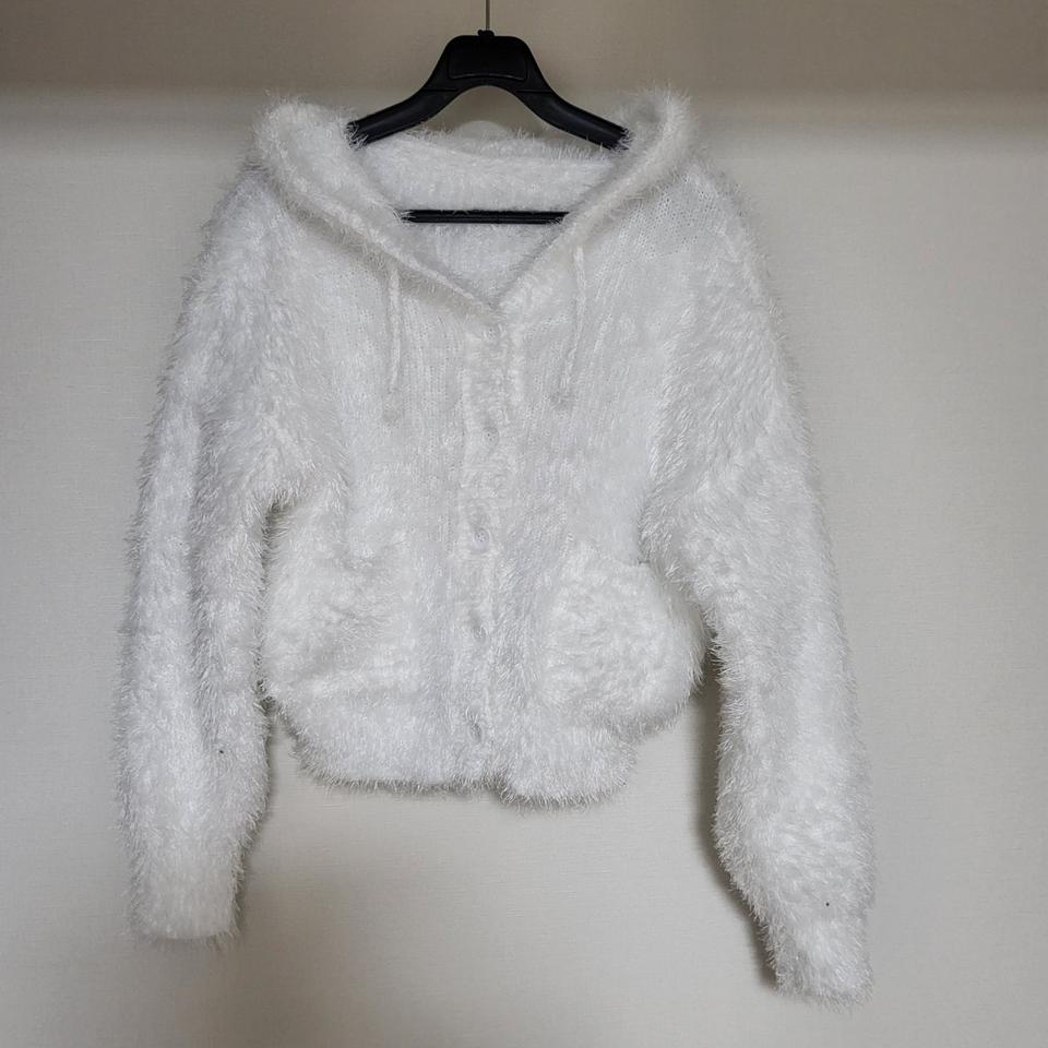 화이트 복실 크롭 점퍼