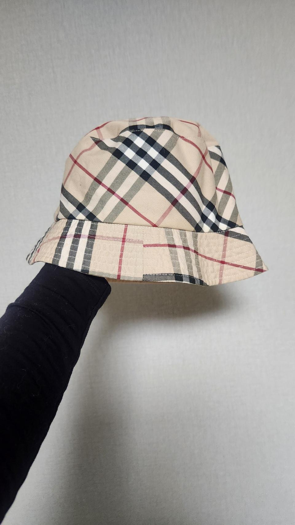 버버리 리버시블 벙거지 모자