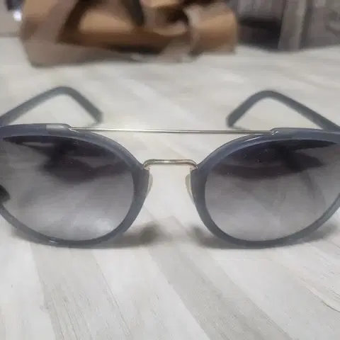 베디베로 선글라스