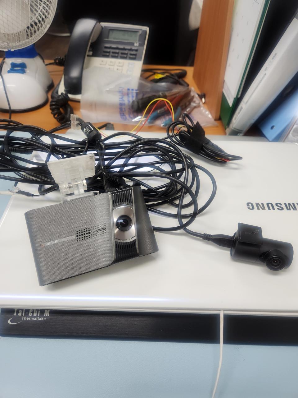 블랙박스 아이나비 2채널