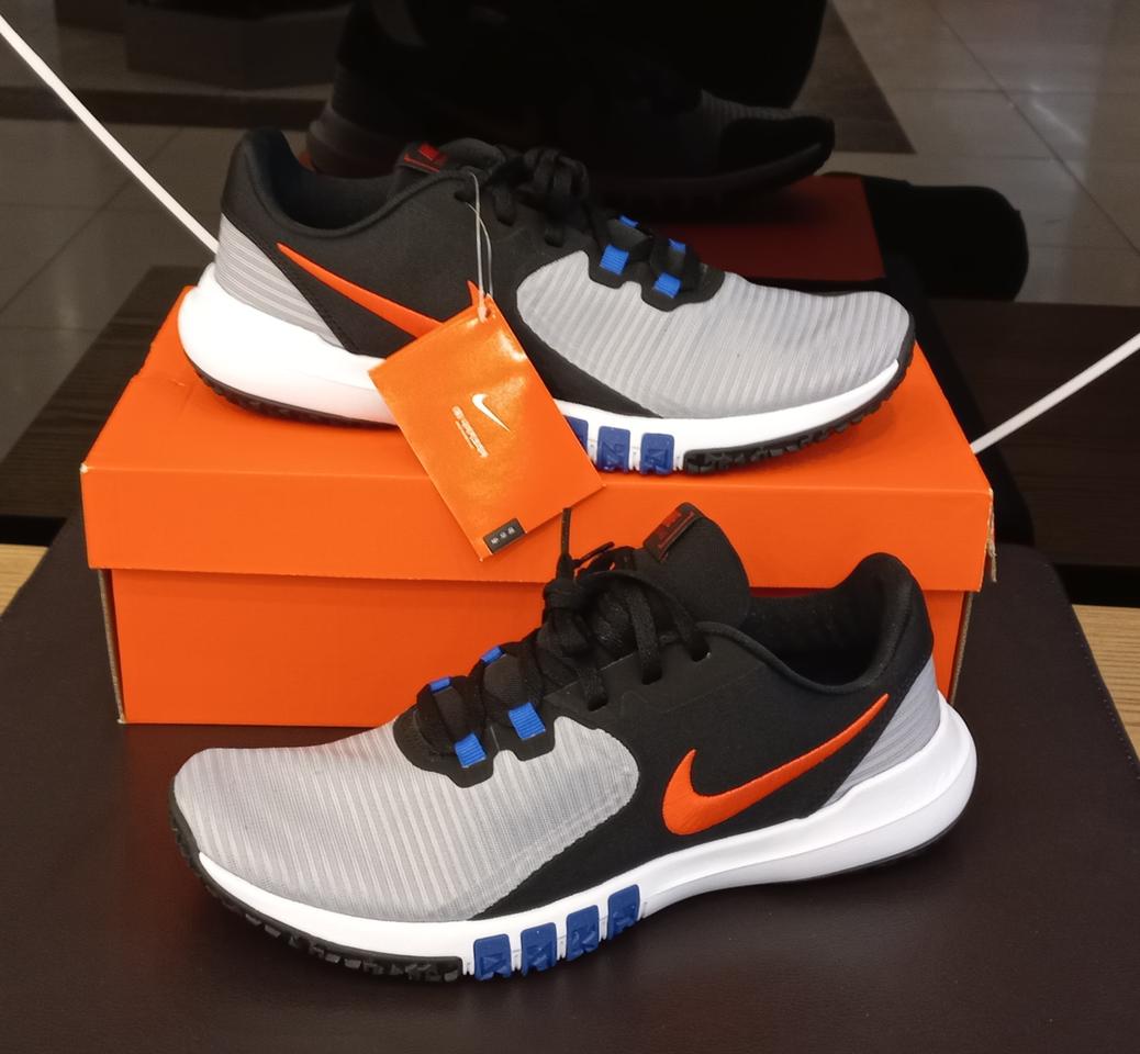 나이키 맨스 플렉스 컨트롤 TR4 운동화 275 사이즈