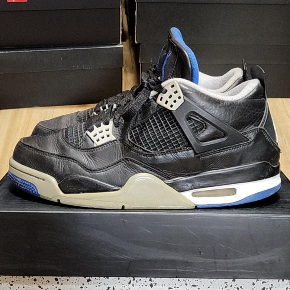 나이키 275 조던4 로얄블루 얼터네이트